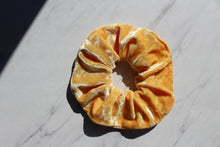 Load image into Gallery viewer, Clementine Scrunchie