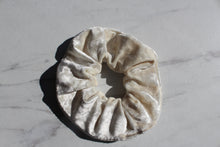Load image into Gallery viewer, Sahara Scrunchie