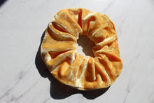 Load image into Gallery viewer, Clementine Scrunchie