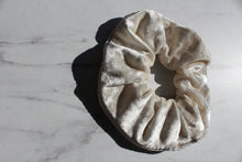 Load image into Gallery viewer, Sahara Scrunchie