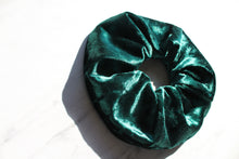Load image into Gallery viewer, Emerald Scrunchie