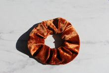 Load image into Gallery viewer, Rusty Scrunchie
