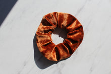 Load image into Gallery viewer, Rusty Scrunchie
