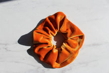 Load image into Gallery viewer, Spice Scrunchie
